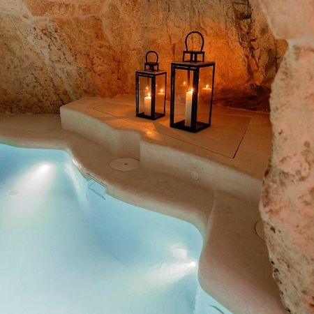 Bed and Breakfast Alesia Luxury Cave Остуни Экстерьер фото