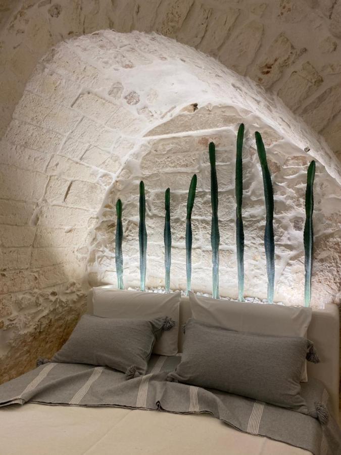 Bed and Breakfast Alesia Luxury Cave Остуни Экстерьер фото