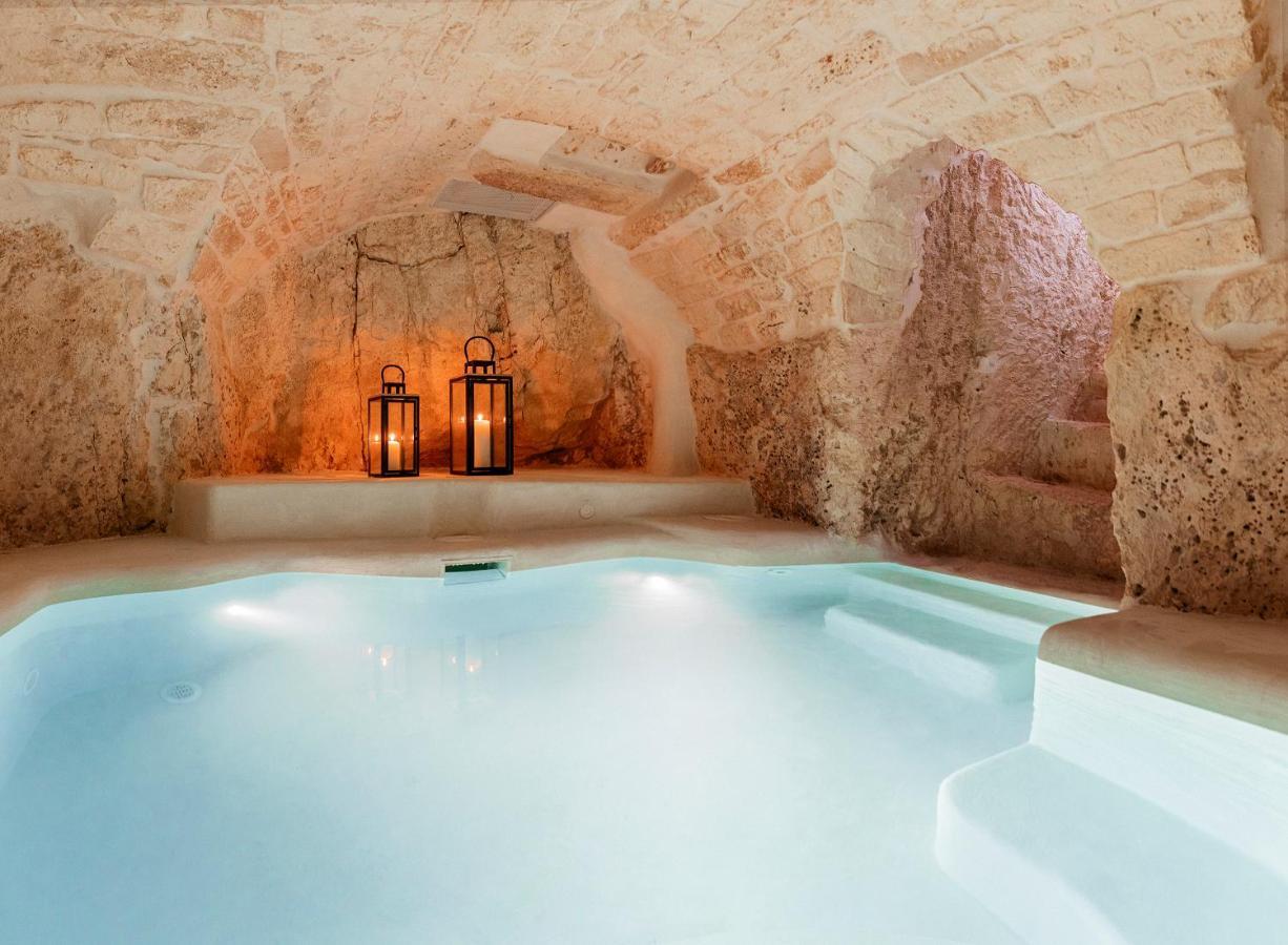 Bed and Breakfast Alesia Luxury Cave Остуни Экстерьер фото