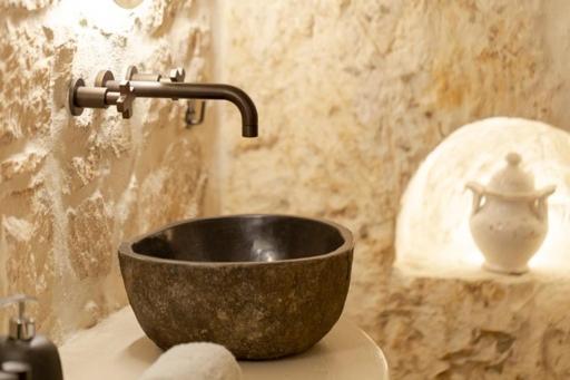 Bed and Breakfast Alesia Luxury Cave Остуни Экстерьер фото